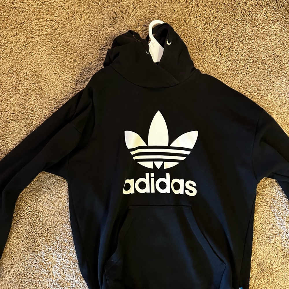 Adidas Sweatshirt